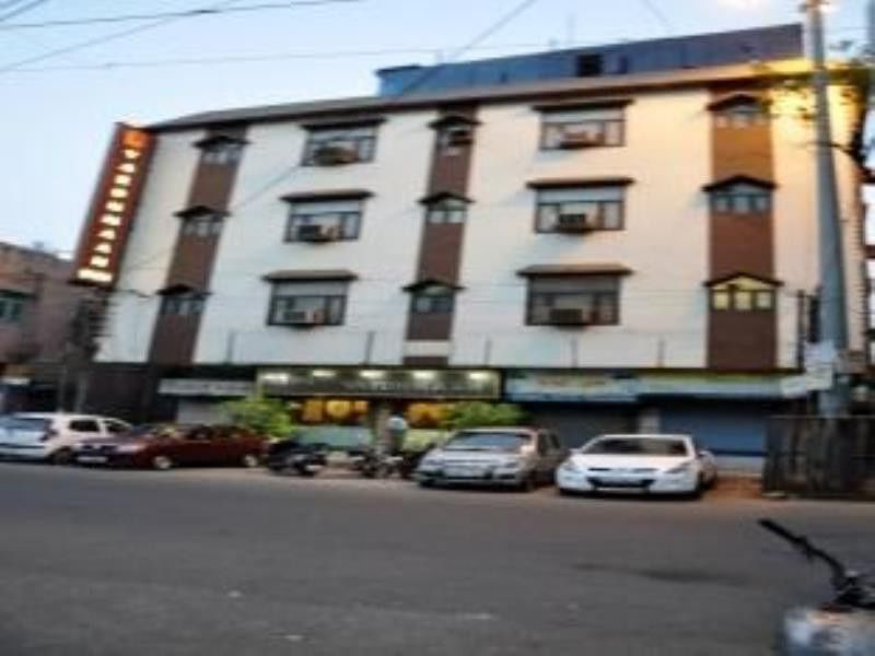 Vardhmaan Hotel
