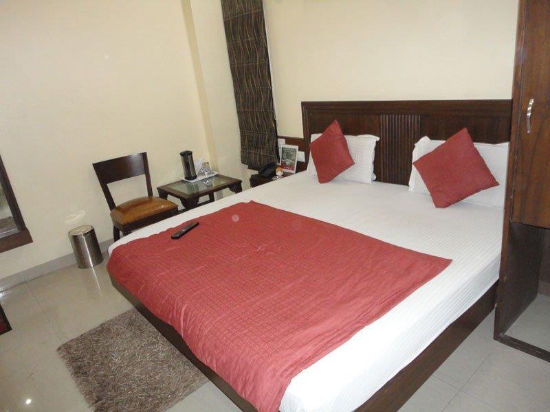 Gaylord International - 3* New Delhi
