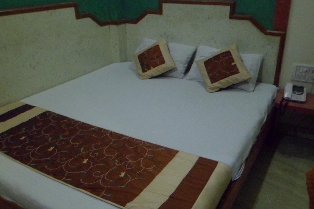 Hotel Shell Deluxe 3*
