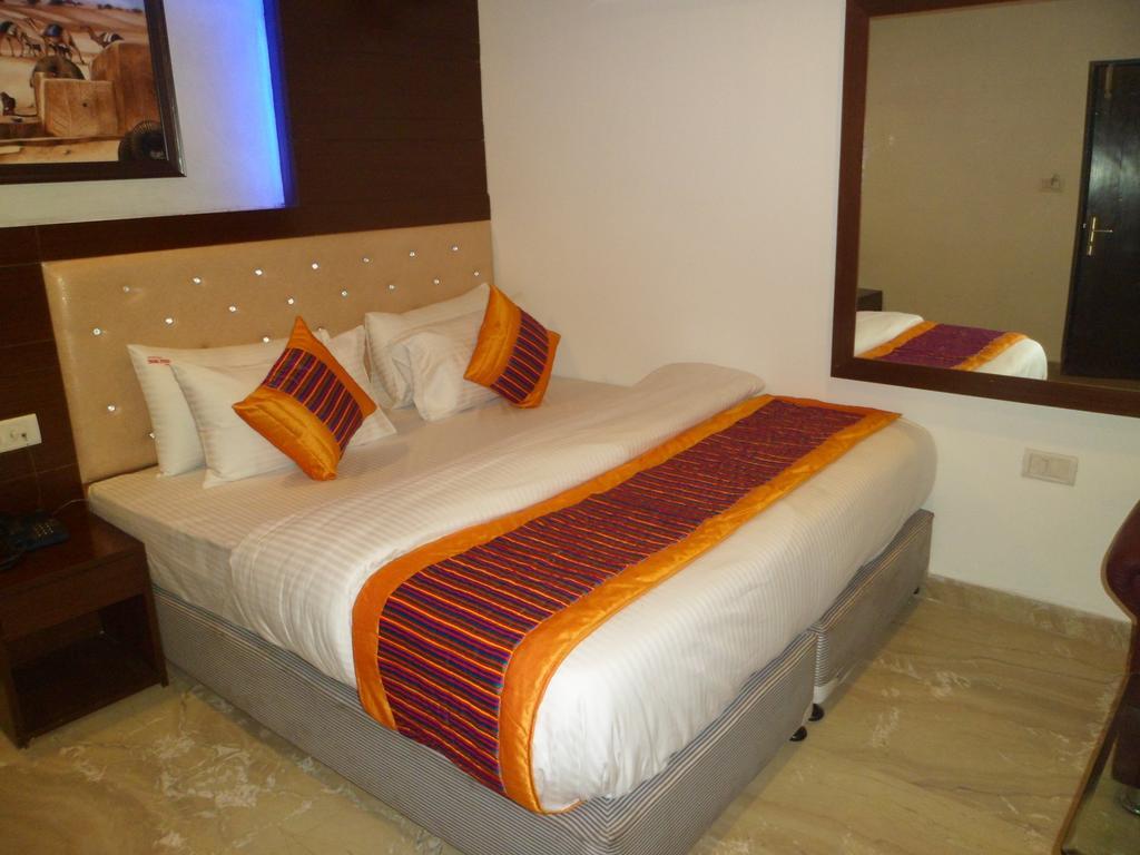 Hotel Shell Deluxe 3*