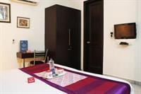 Oyo East Of Kailash B Block Hotel 3*
