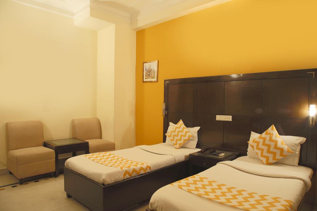 Fabhotel Regalia Gk1 Hotel 3*