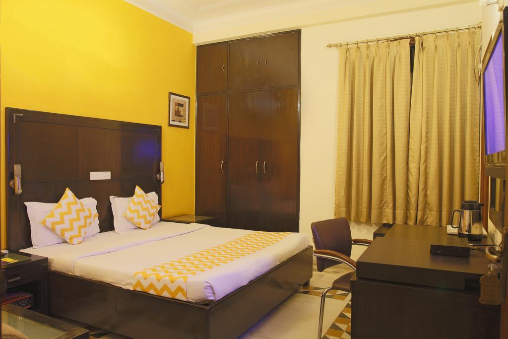 Fabhotel Regalia Gk1 3* New Delhi