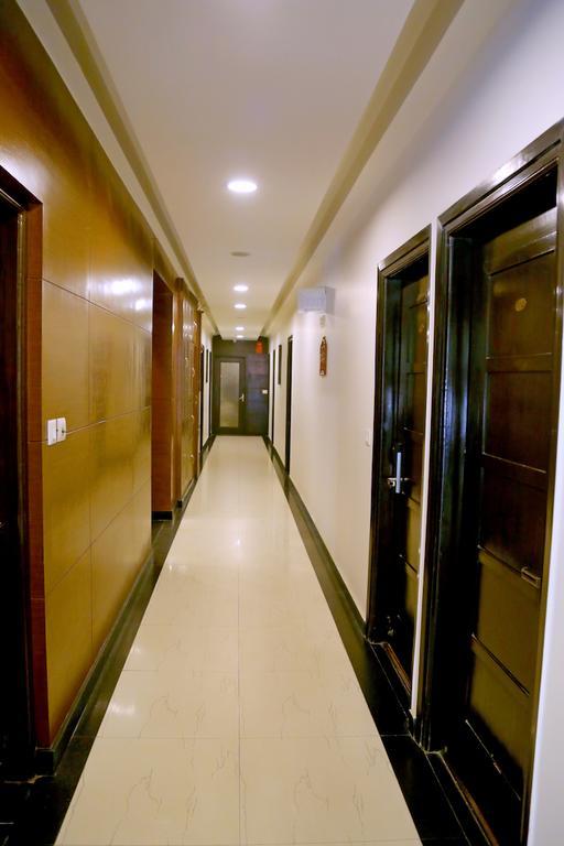 Chirag Residency Hotel 3*