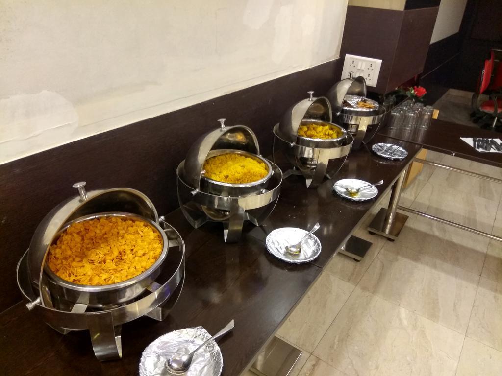 Hotel Arihant Inn-near Blk Hospital