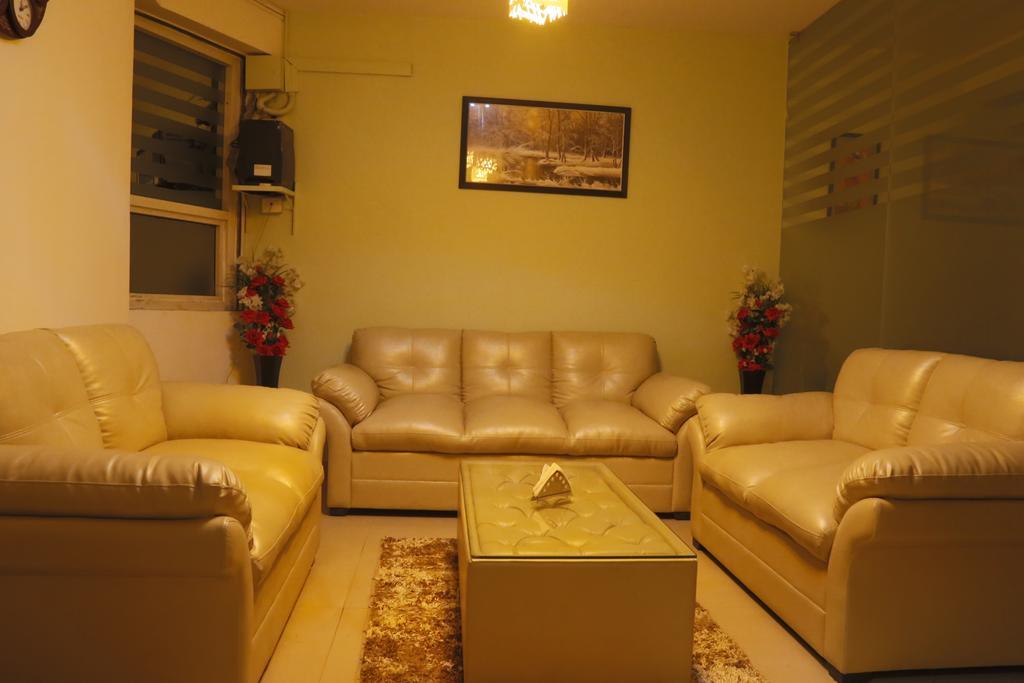 Flagship 9046 Hotel Metro Star Guest house New Delhi