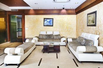 Oyo Malviya Nagar Market Hotel