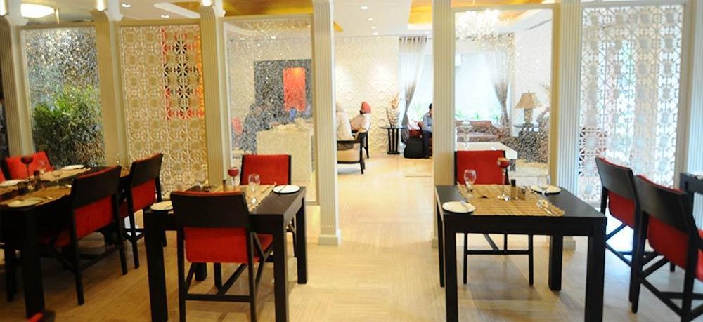 Hotel The Grand Orion - Greater Kailash