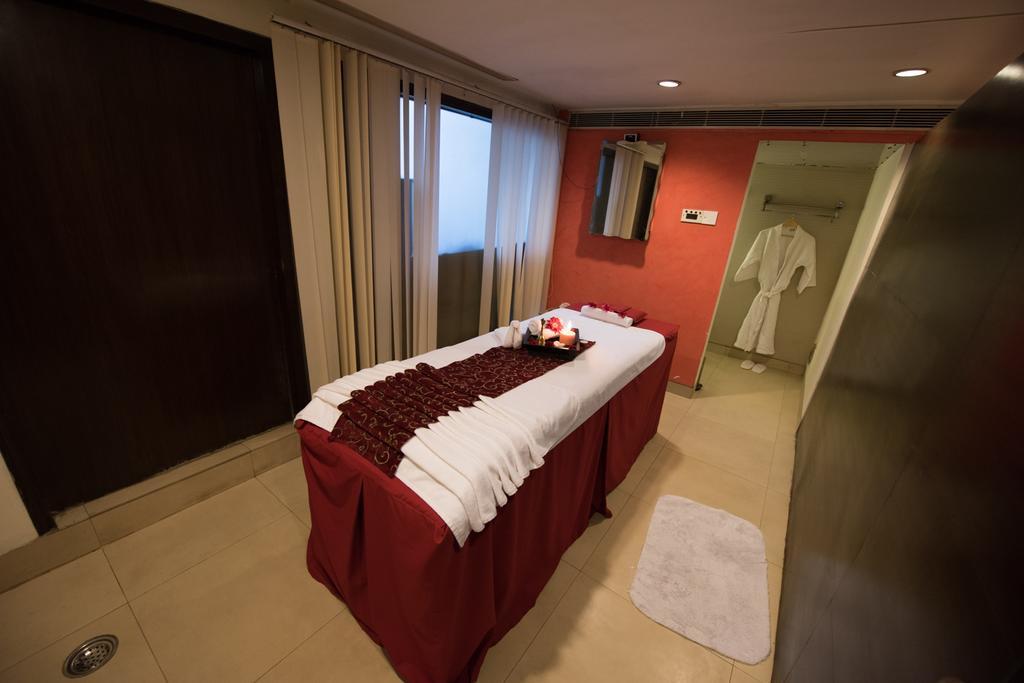 The Suryaa 5* New Delhi