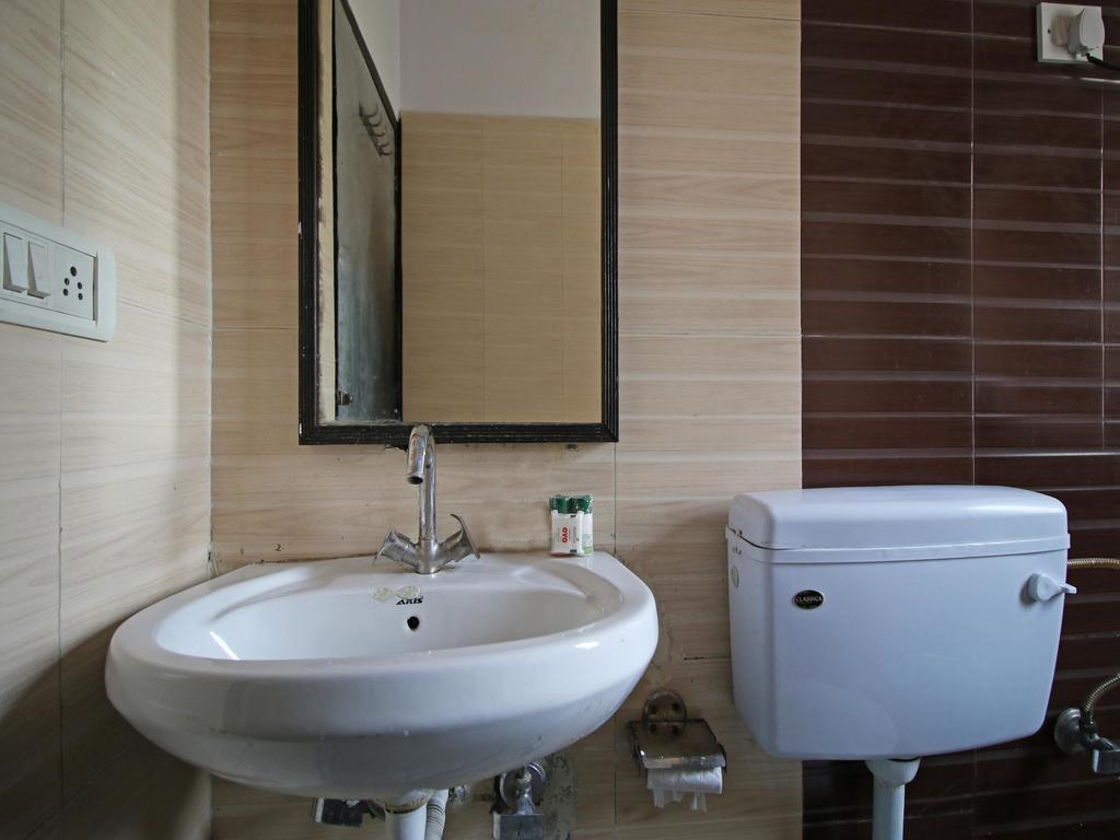 Oyo 630 Innova Homes Hotel