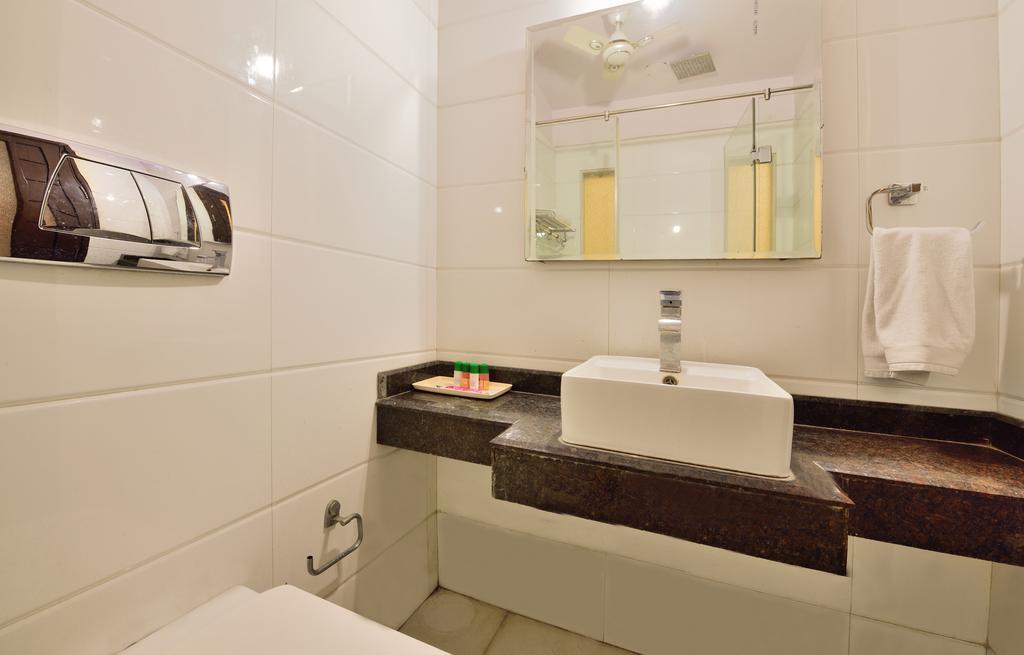 Hotel Taksh Delhi (National Capital Territory of India)
