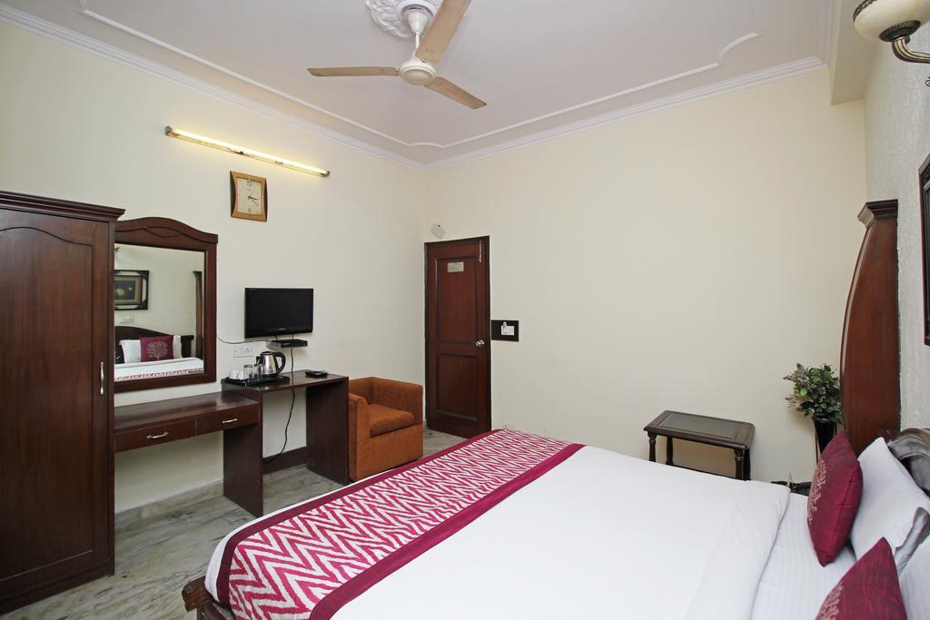 Garden View Hotel 3*