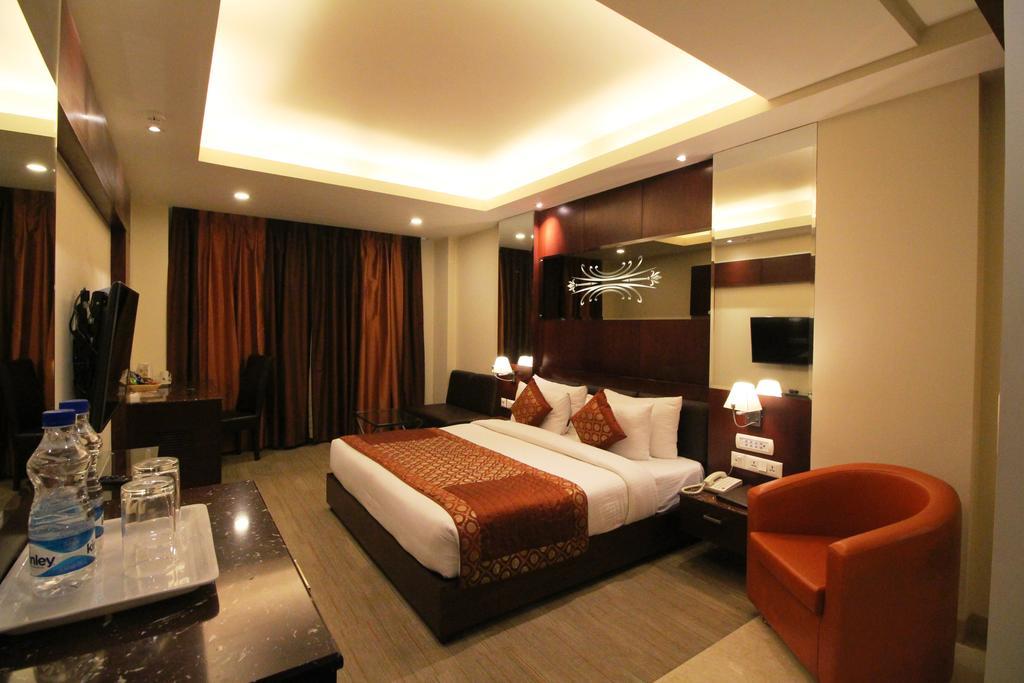 Hotel Golden Grand Delhi (National Capital Territory of India)