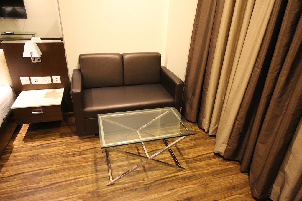 Hotel Golden Grand 4*