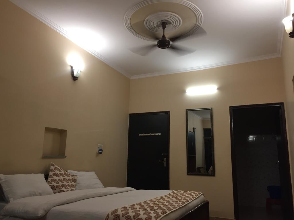 Guest house Ashu 3*