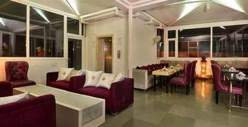 Staybook Hotel Uppal International