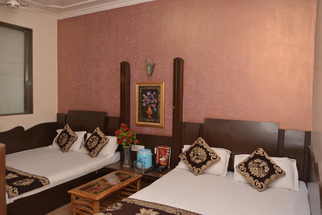 Guest house Yatri International