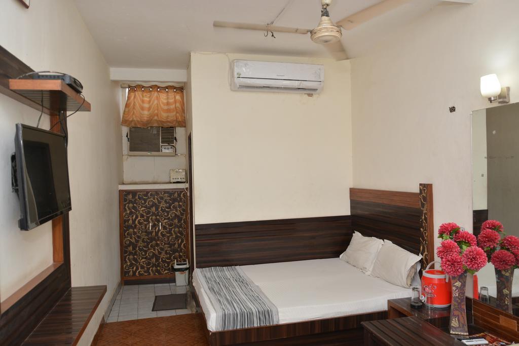 Yatri International Guest house 2*