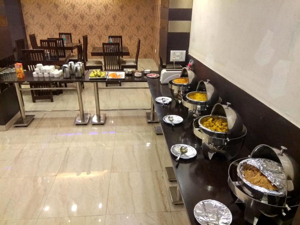 Hotel Vardhmaan New Delhi