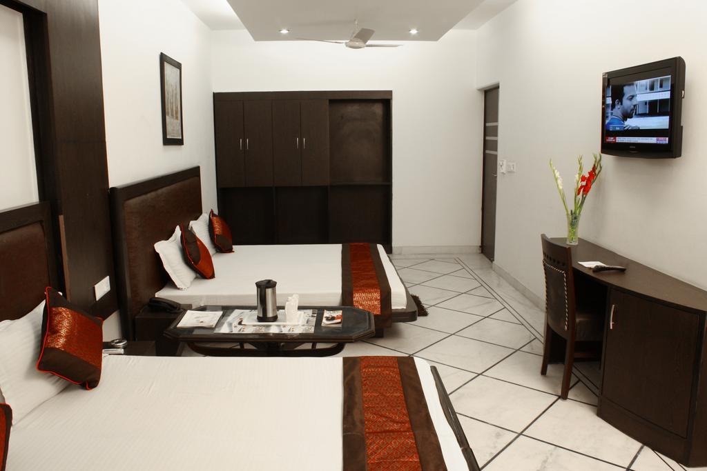 Hotel Hotel Apra Inn 3*
