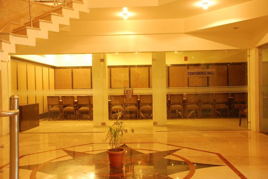 Shipra International Hotel 3*