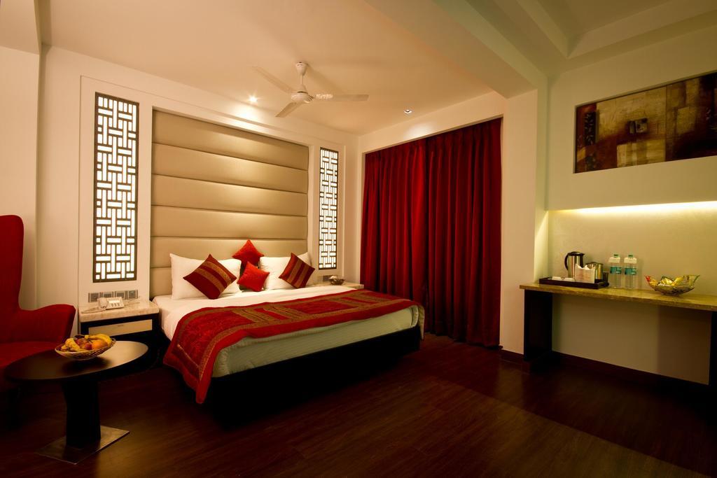 Star Hotel