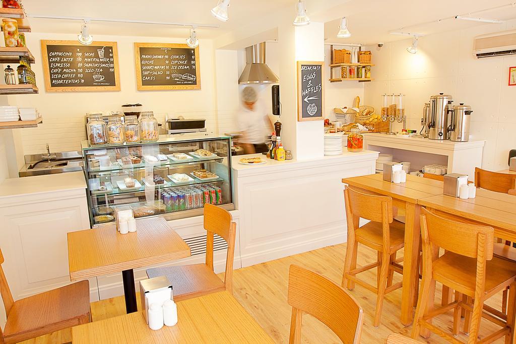 Bloomrooms @ Link Road