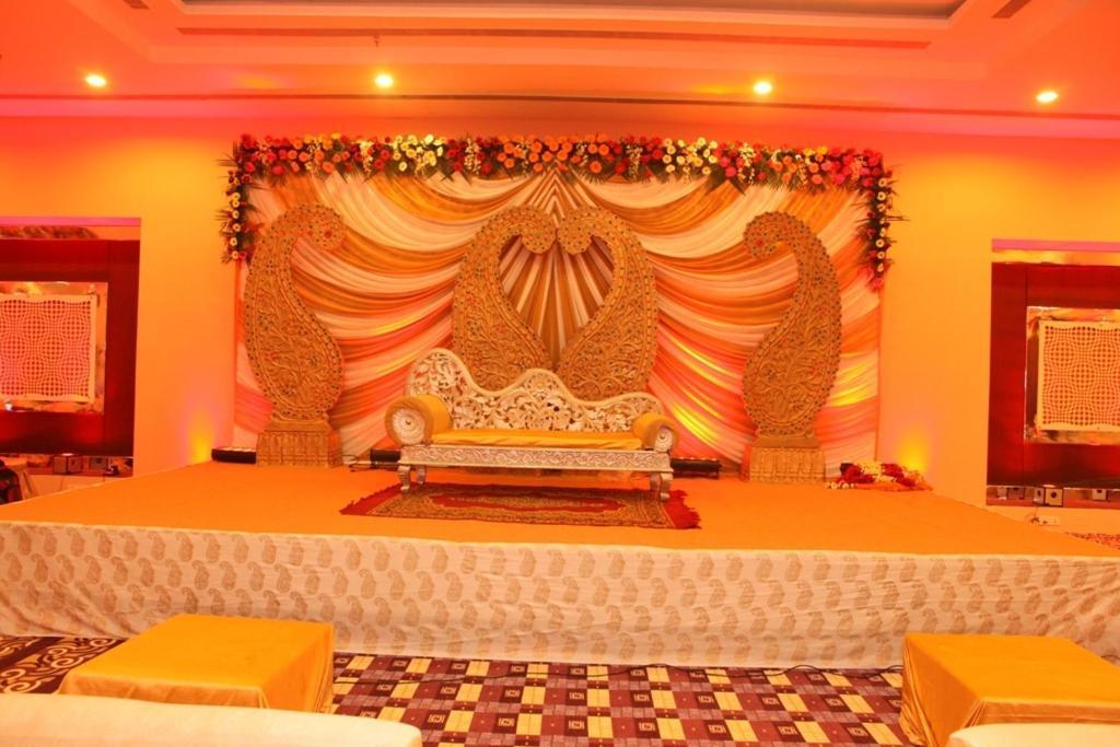Bulbul And Banquets