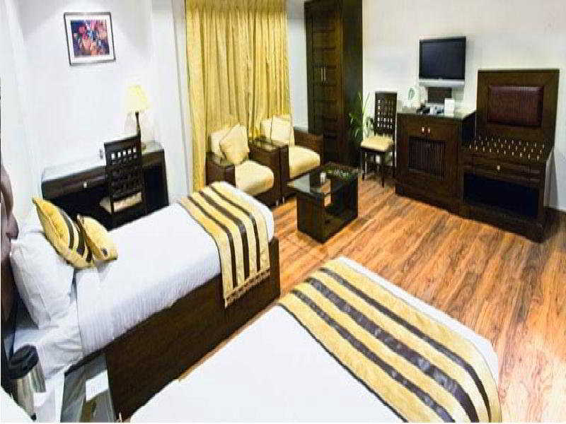 Parkland, Sufderjang Enclave Hotel