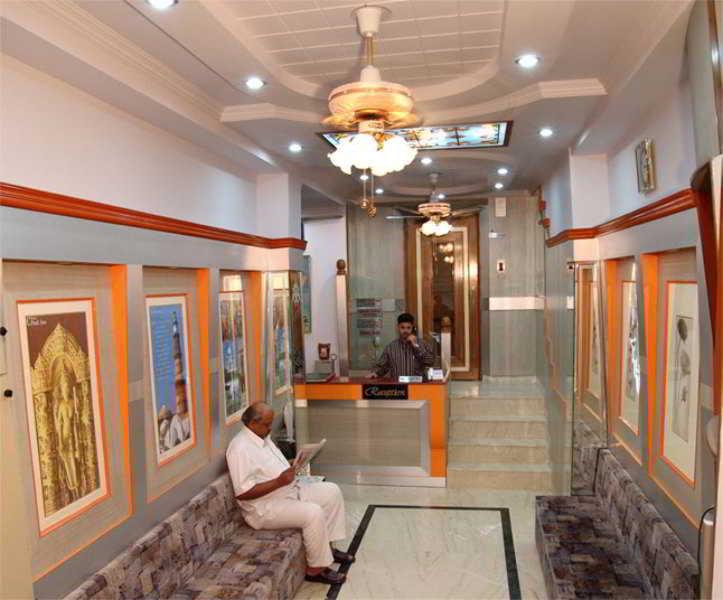 The C Park Karol Bagh Homely Atmosphere