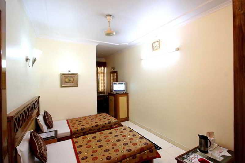 The C Park Karol Bagh Homely Atmosphere Hotel 3*