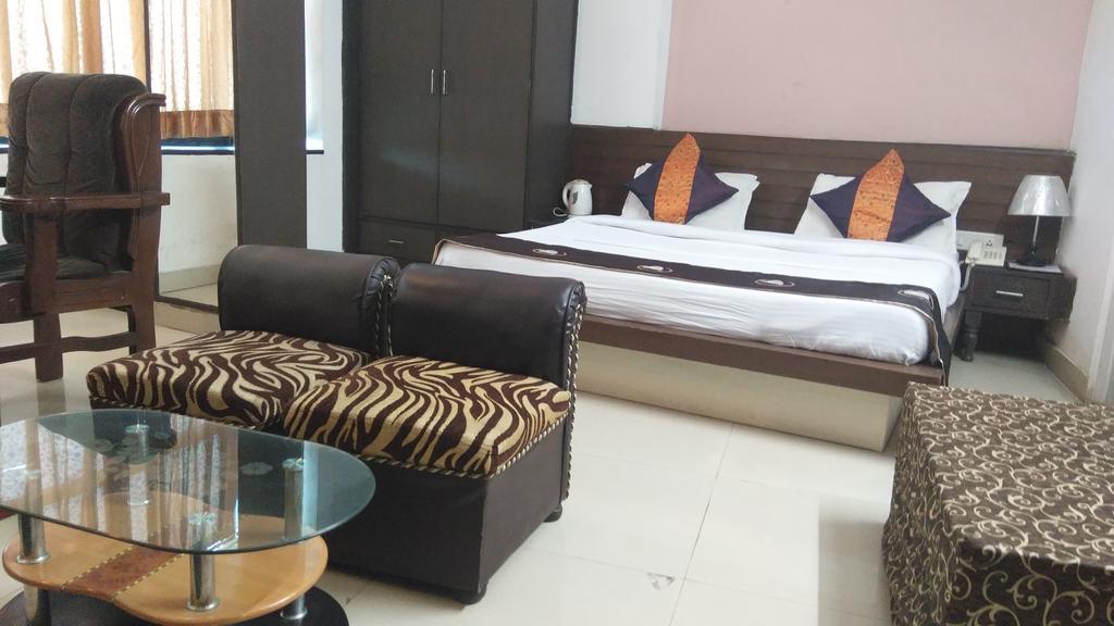 Airport Port View Hotel 3*