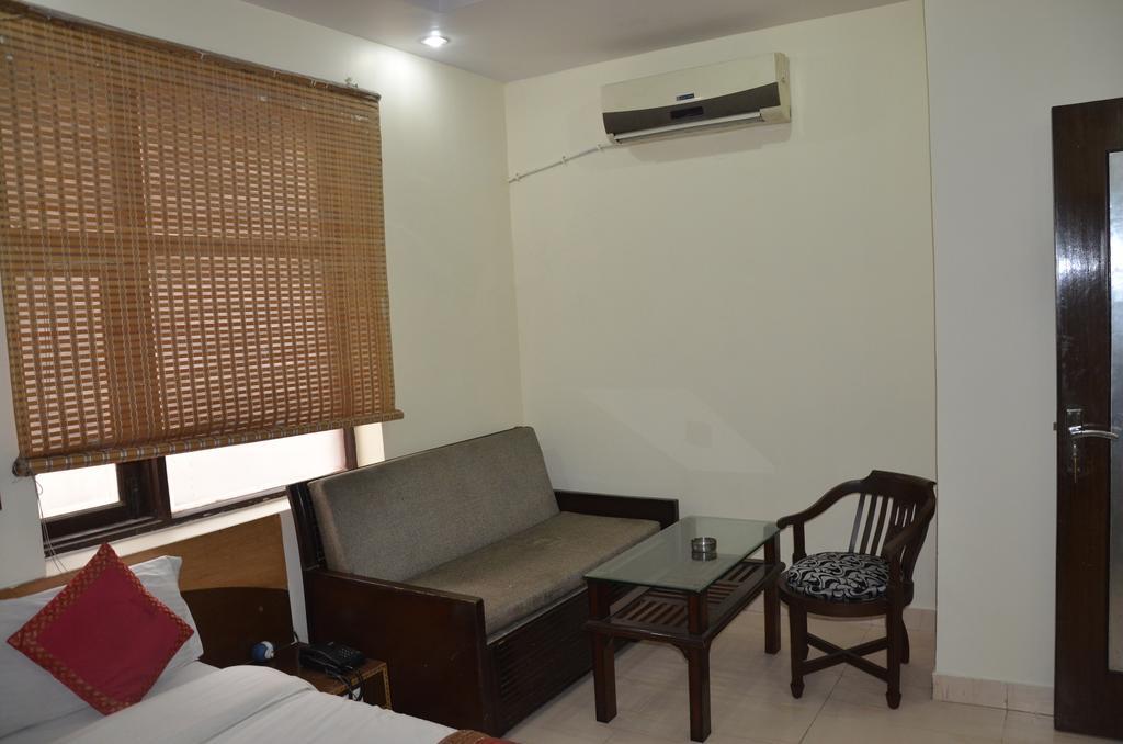 Neptune Residency 2*
