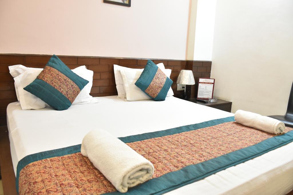 Hotel Airport Port View New Delhi
