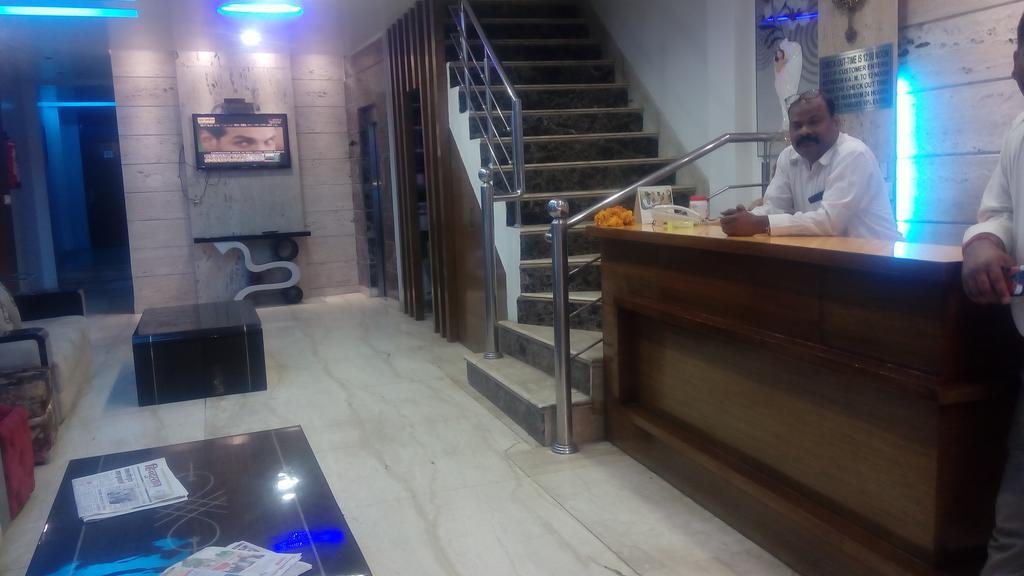 Hotel Poonam International