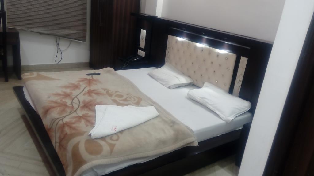 Poonam International Hotel New Delhi