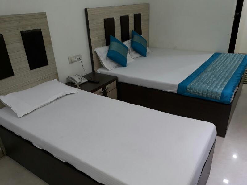 Hotel Poonam International New Delhi