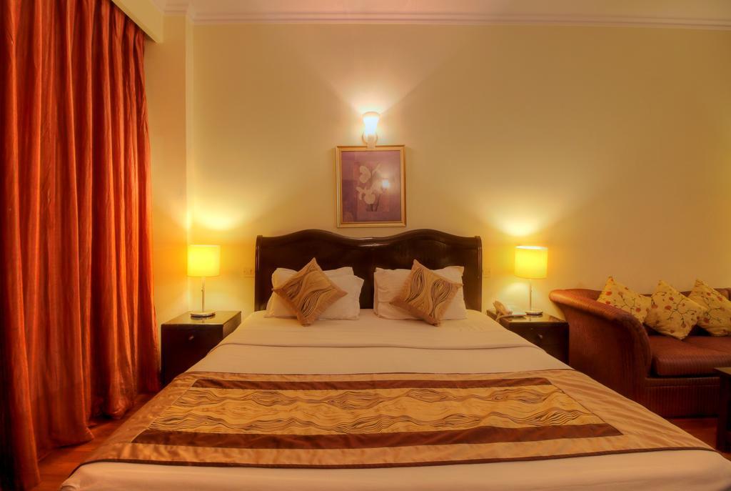 The Claremont & Convention Centre 3*