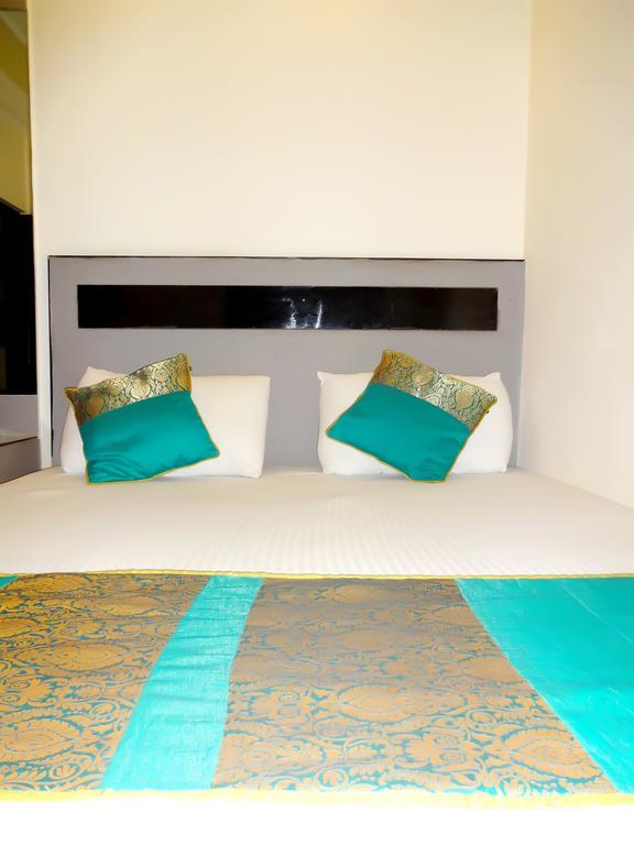 Hotel Hare Krishna Main Bazar New Delhi