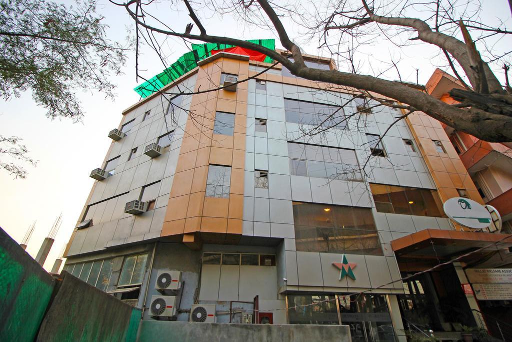 Flagship 9046 Hotel Metro Star 3* New Delhi