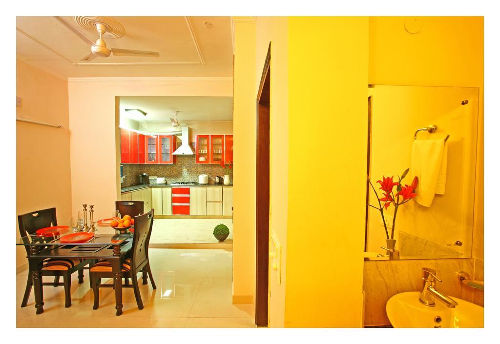 Apartment Evergreen 2bhk Service Vasant Kunj Fortis Ilbs *