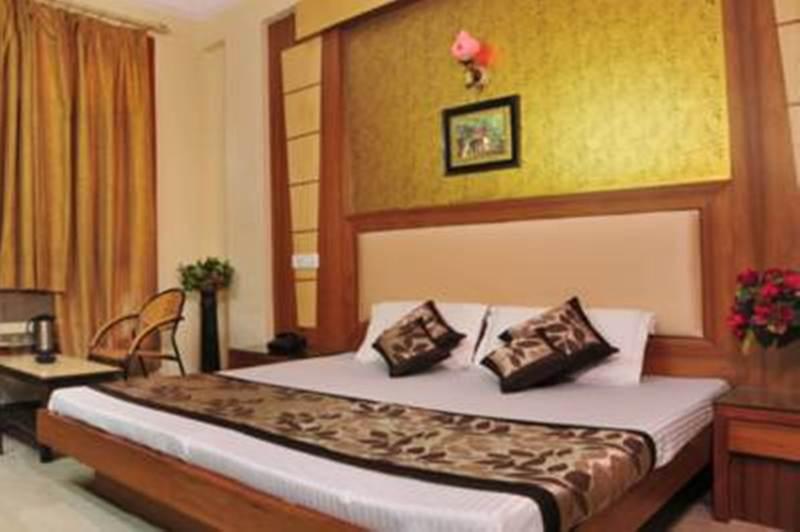 Hotel Star Plaza@new Delhi Railway Station 3*