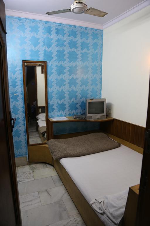 Yes Please Guest house New Delhi