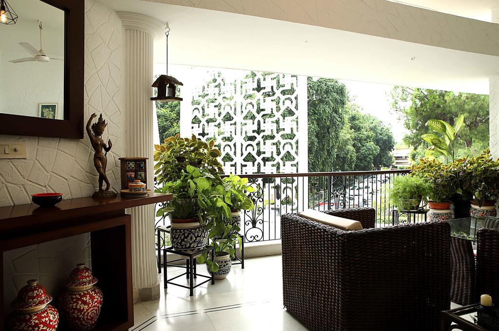 Hotel Ahuja Residency Golf Links