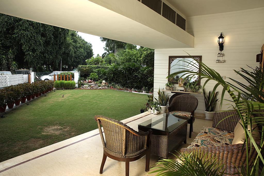 Hotel Ahuja Residency Golf Links 3*