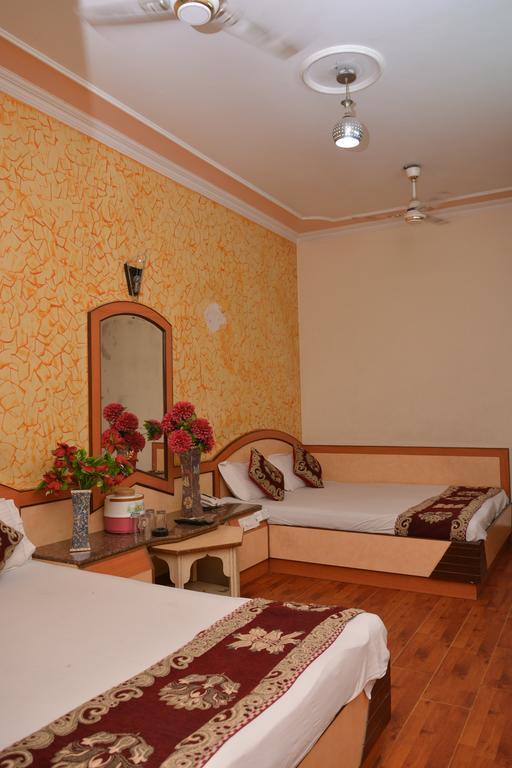 Yatri International Guest house New Delhi