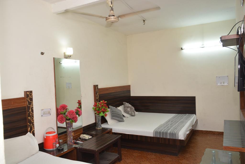Guest house Yatri International 2*