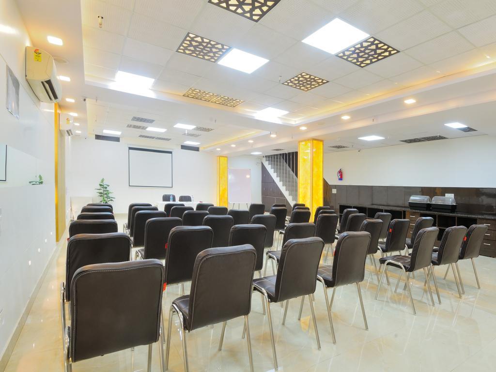 Sky Rich International - 05 Mins From Karol Bagh Metro Station