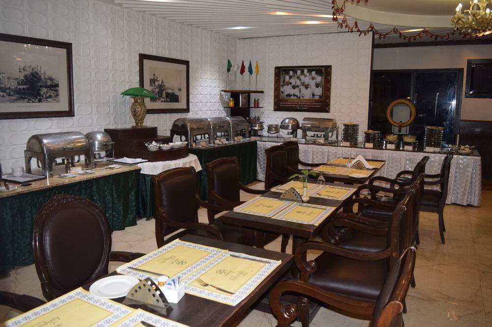 The Janpath Nova Deli