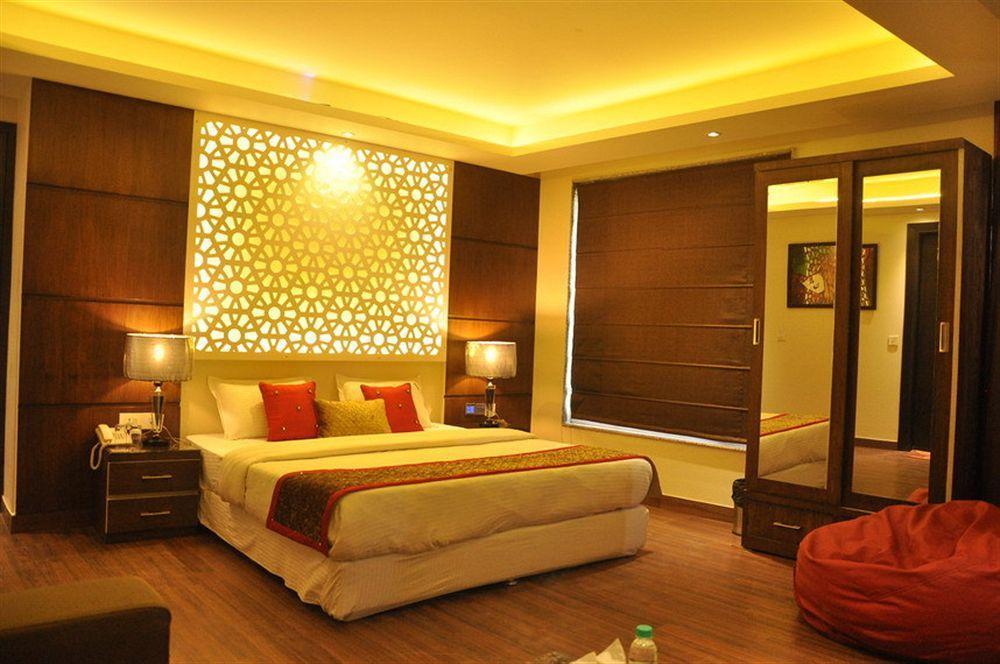 Staybook Hotel Uppal International Hotel